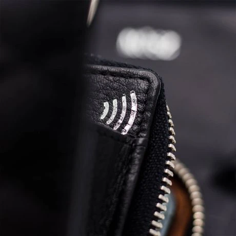 MOSZ Telefoontasje Quilted Black Brushed Silver - Afbeelding 7